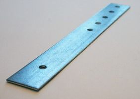 FRAMEFIX 200MMBKT (25) Universal Frame Fixing Strap 200x25mm BZP (EACH)